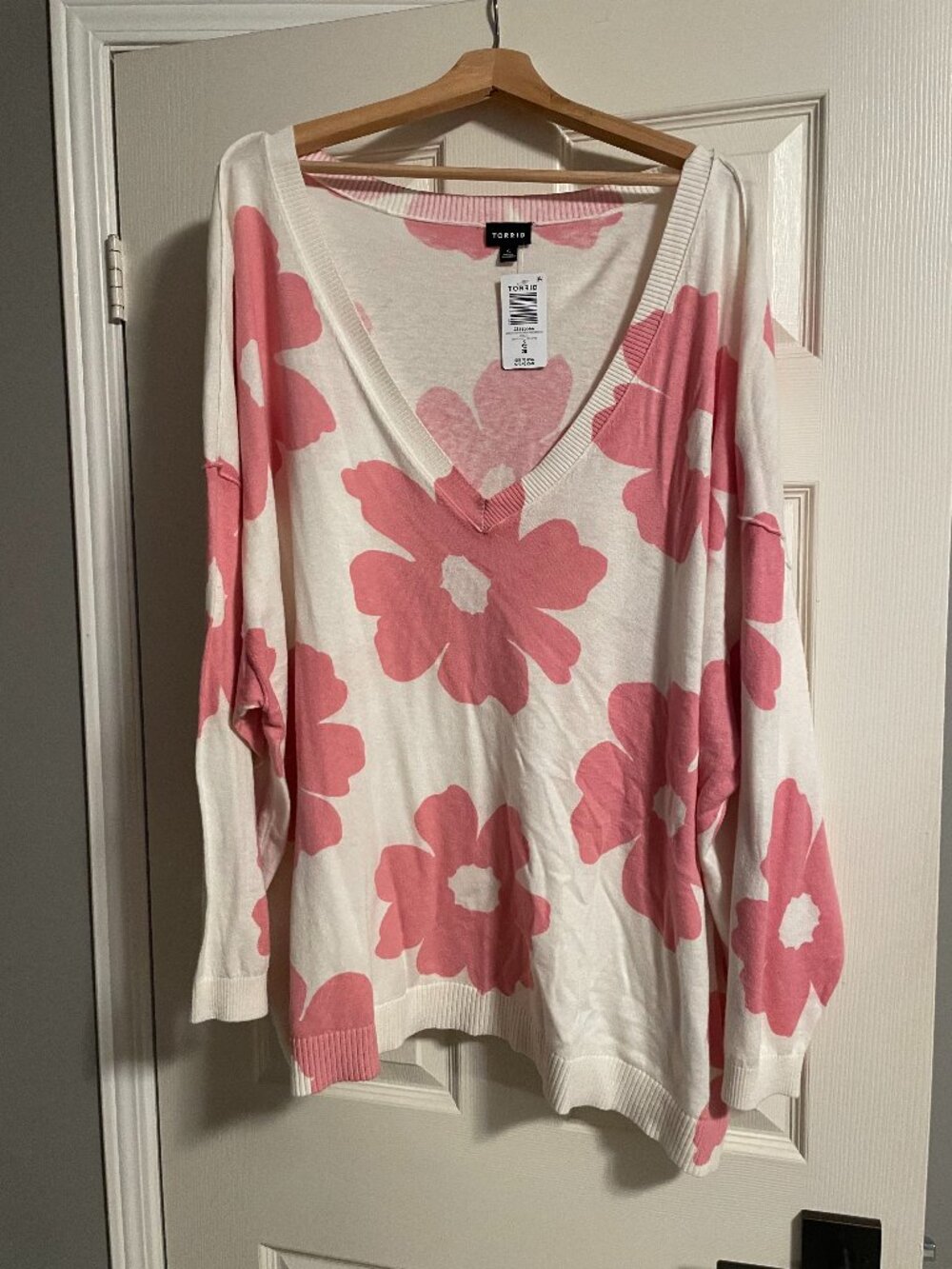 Torrid Novelty Crew Neck Pullover Sweater Pink Floral 5X NWT